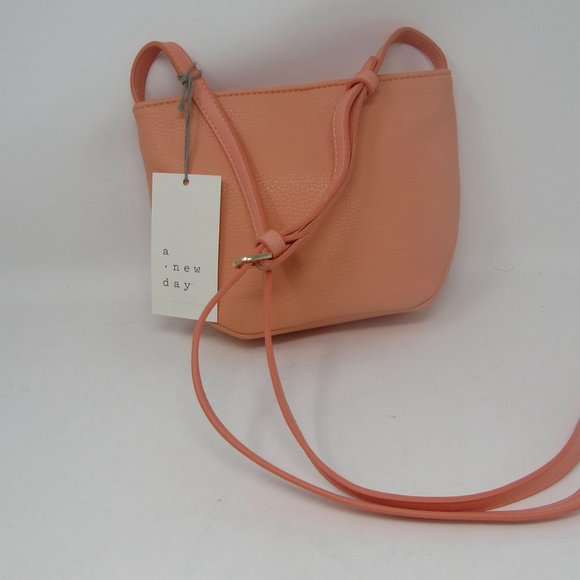 - A NEW DAY CROSSBODY BAG SHOULDER BAG CORAL NEW WITH TAGS! - Picture 6 of 11